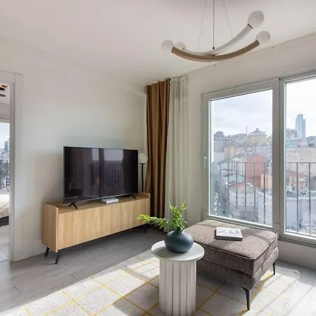 New & Chic 2 Bedroom W Gym And Shuttle #116