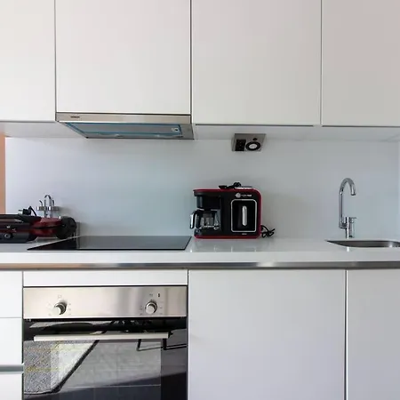 New & Chic 2 Bedroom W Gym And Shuttle #116 *