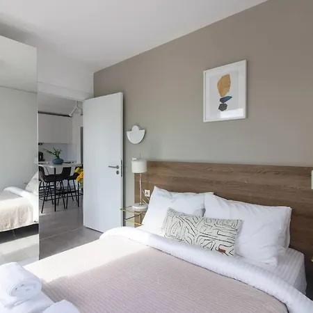 아파트 New & Chic 2 Bedroom W Gym And Shuttle #116 이스탄불